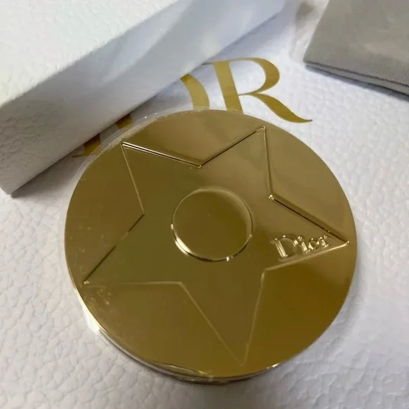 Dior Novelty Limited Edition Compact Mirror - Picture 2 of 5